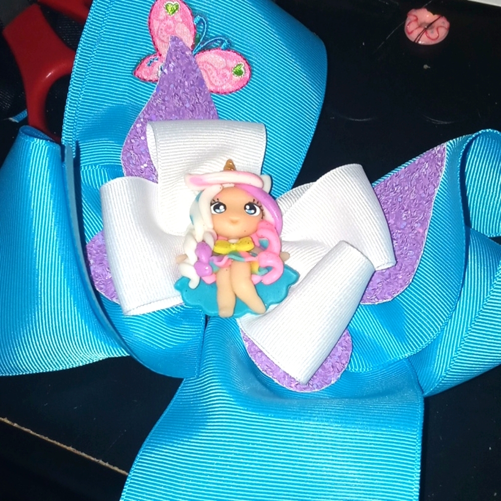 Unicorn hair bow